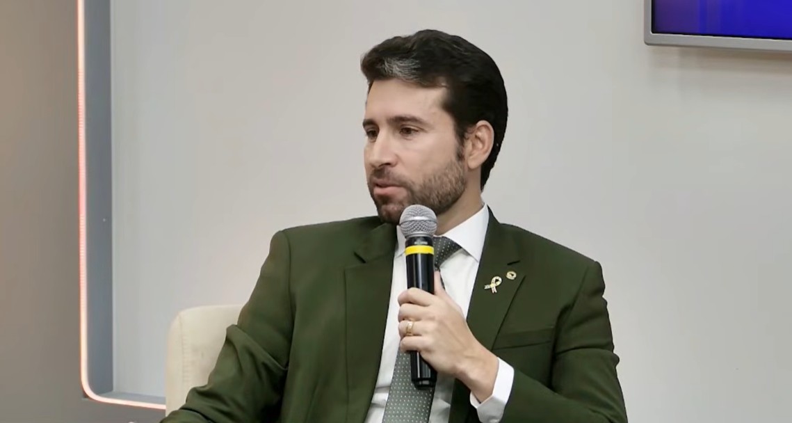 dividido-entre-lucas-e-cicero,-michel-henrique-diz-que-fara-“escolha-de-sofia”