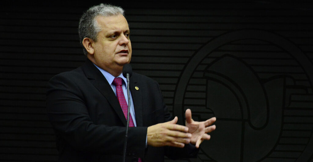 bosco-retorna-a-assembleia-legislativa-e-reforca-atuacao-em-defesa-dos-municipios-paraibanos