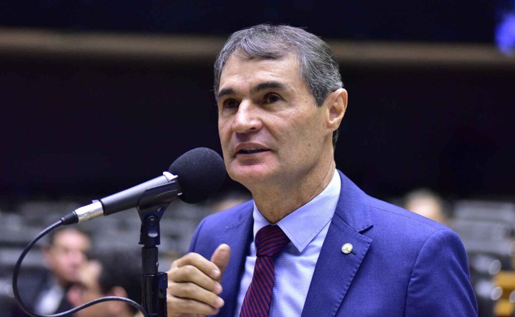 romero-ve-“desonestidade”-na-quebra-de-sigilo-bancario-de-lulinha