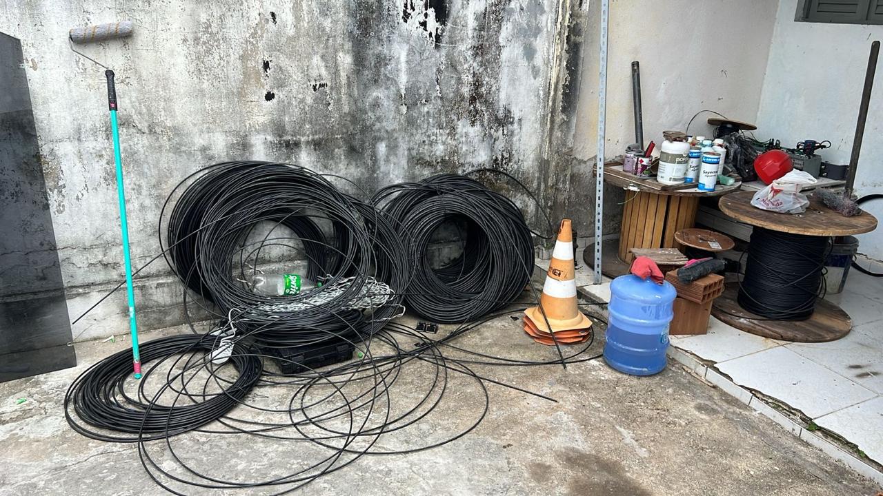 operacao-desarticula-“gato”-de-internet-e-funcionamento-clandestino-de-radio