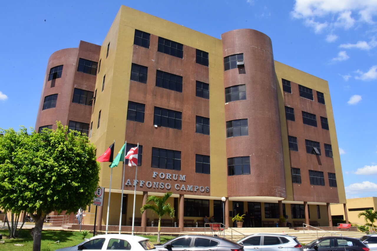 homem-e-condenado-a-78-anos-por-matar-ex-mulher-e-sogros-na-paraiba