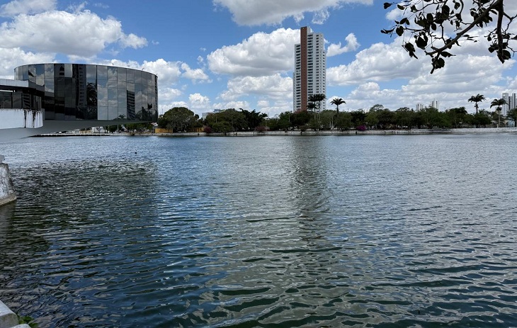 mp-pede-interdicao-de-quiosques-do-acude-velho-com-ligacoes-de-esgoto-clandestinas