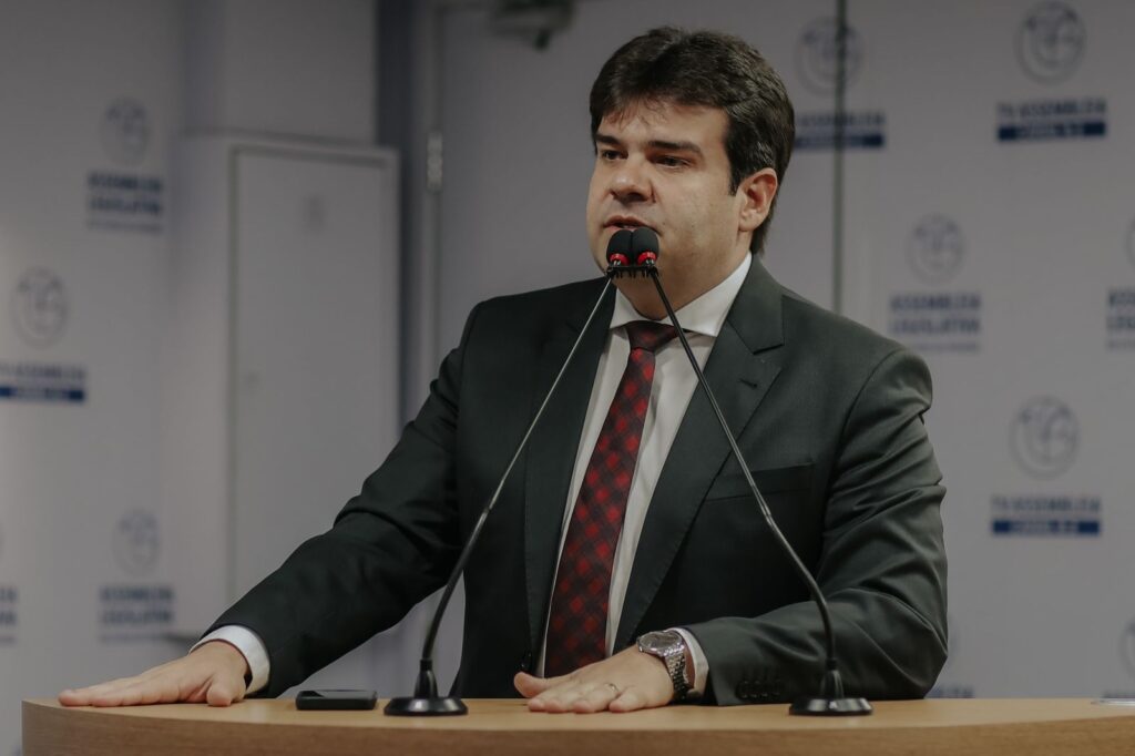 eduardo-carneiro-deixa-solidariedade-e-anuncia-evento-de-filiacao-ao-pp