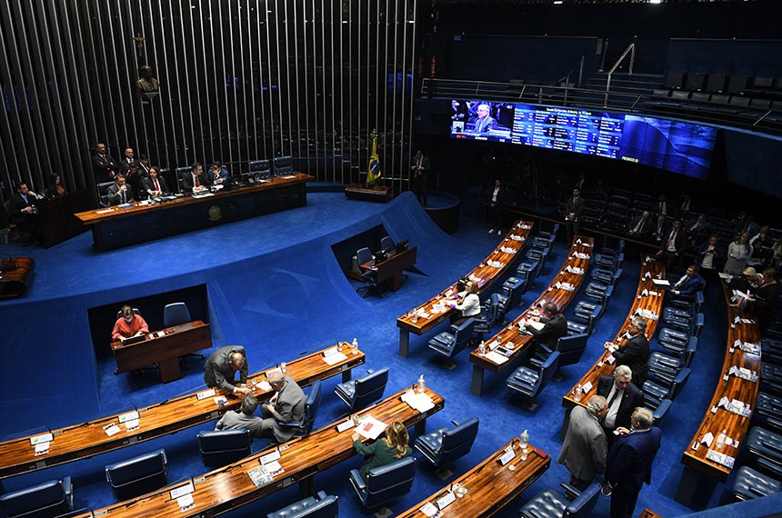 alem-de-joao,-sete-governadores-renunciam-para-disputar-senado