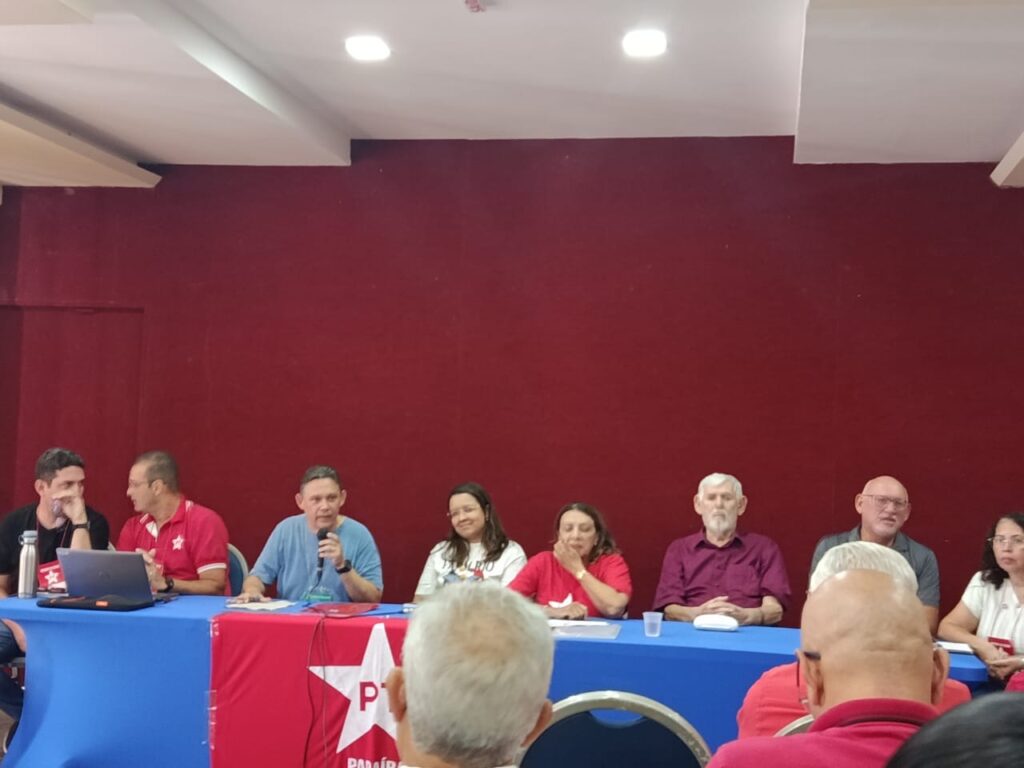 pt-oficializa-apoio-a-lucas,-cobra-espacos-no-governo-e-vaga-de-vice