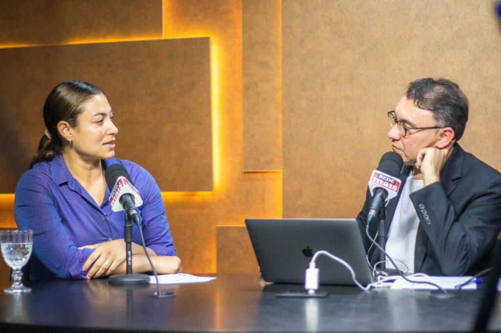 tenente-viviane-defende-‘senso-critico’-no-lugar-de-debate-ideologico