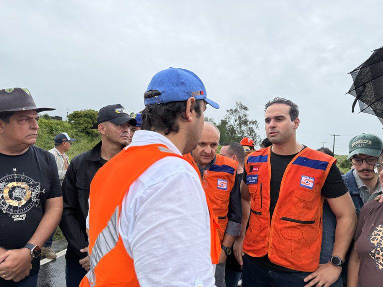 lucas-vai-inspecionar-acoes-do-governo-em-cidades-afetadas-pelas-chuvas-na-paraiba